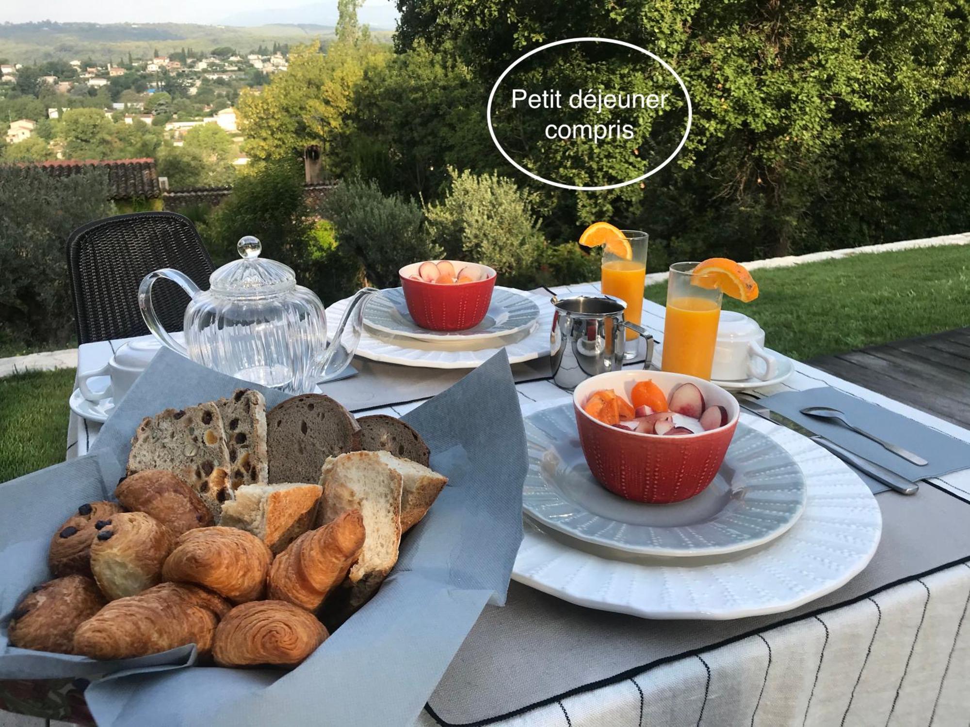 A Casa Bianca Otel Saint-Paul-de-Vence Dış mekan fotoğraf